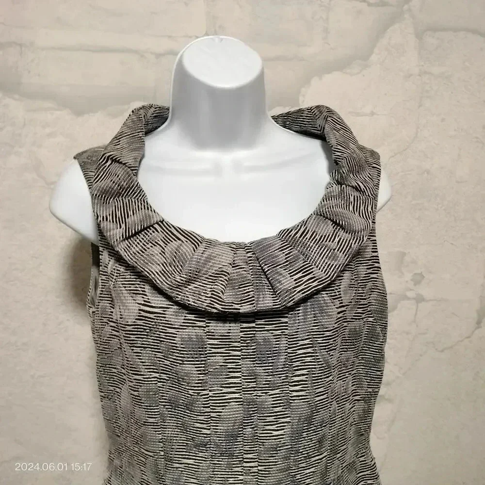 Tahari ASL Gray Black Pleated Collar Lined Sheath Sleeveless Collar Dress Size 4 - Picture 2 of 11